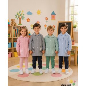 Baby personalizado con botones y mangas para la escuela infantil, guarde o cole (con nombre bordado)