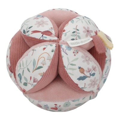 Pelota Montessori Garden. Little Dutch