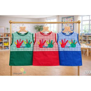 Baby personalizado sin mangas para la escuela infantil, guarde o cole (con nombre bordado)